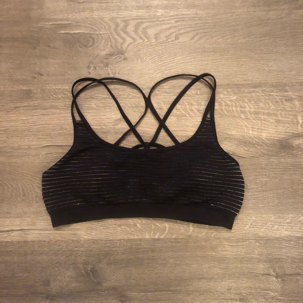 Fabletics Sports Bra Size M